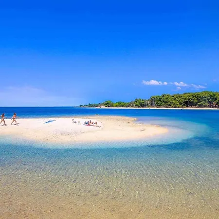 Pula, Istria 3 アパート プーラ