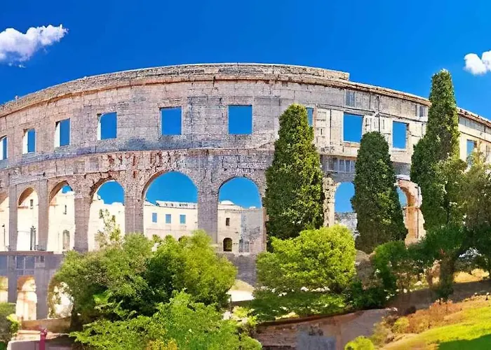Pula, Istria 3 Pula