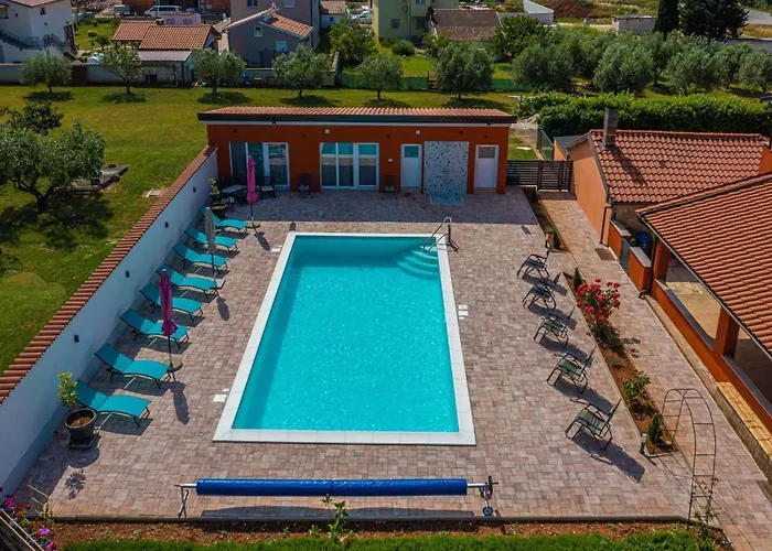 Lejlighed Pula, Istria 3 *